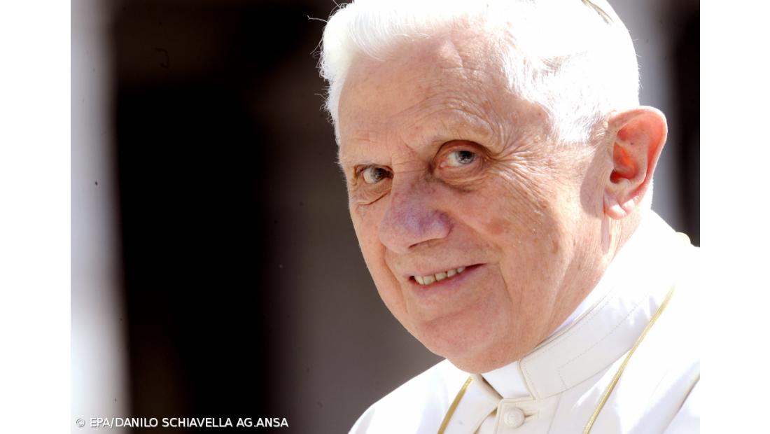 Bento XVI agradece acolhimento em Fátima - Açoriano Oriental